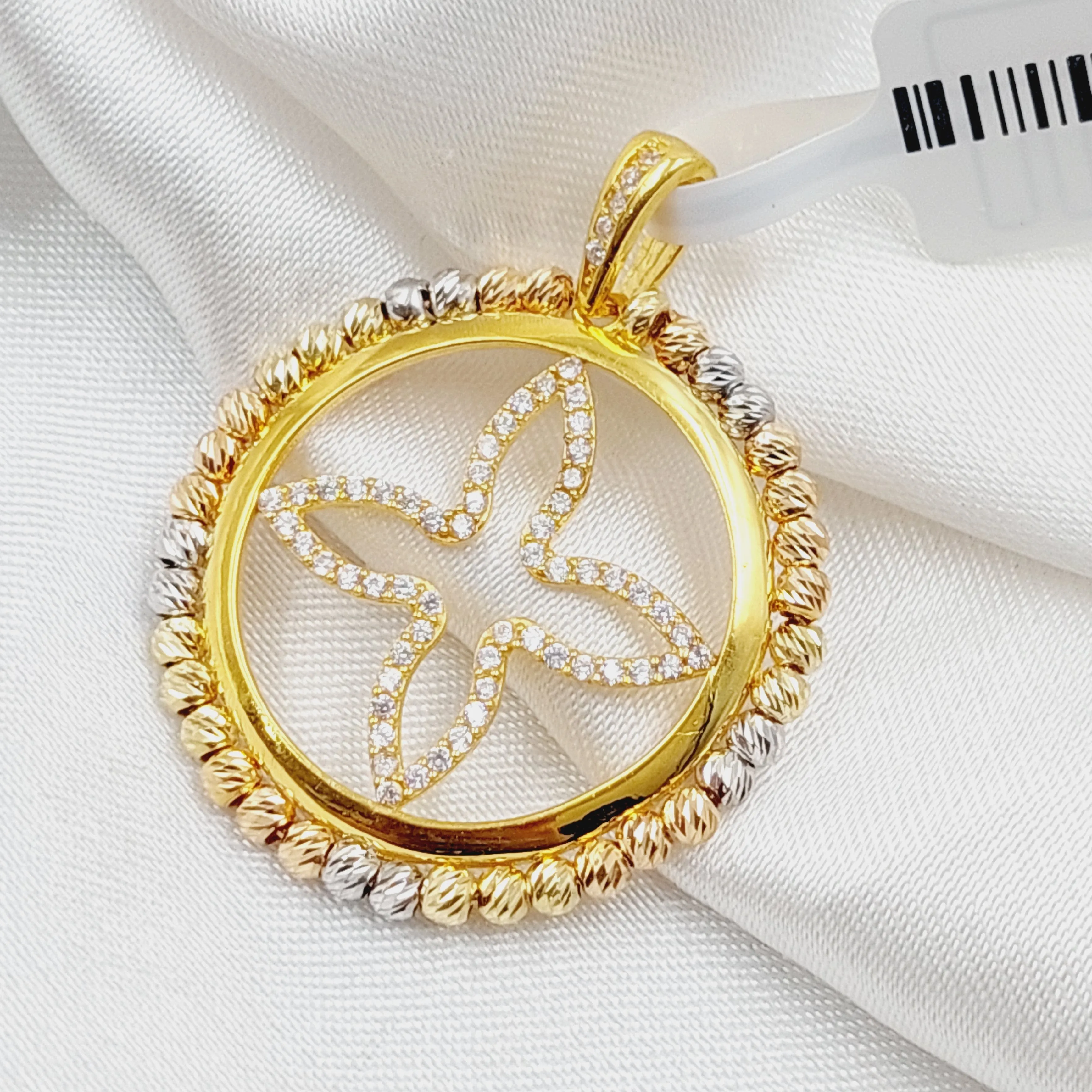 21K Turkish Clover Pendant