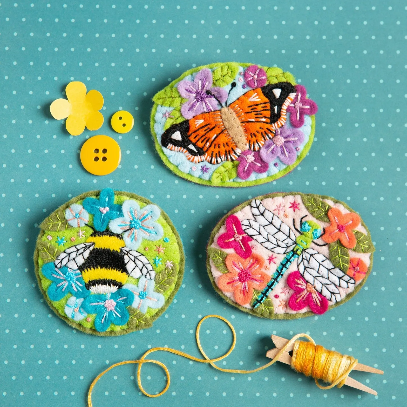 Bumblebee Felt Craft Brooch Kit
