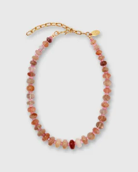 Cliffs Necklace in Pink