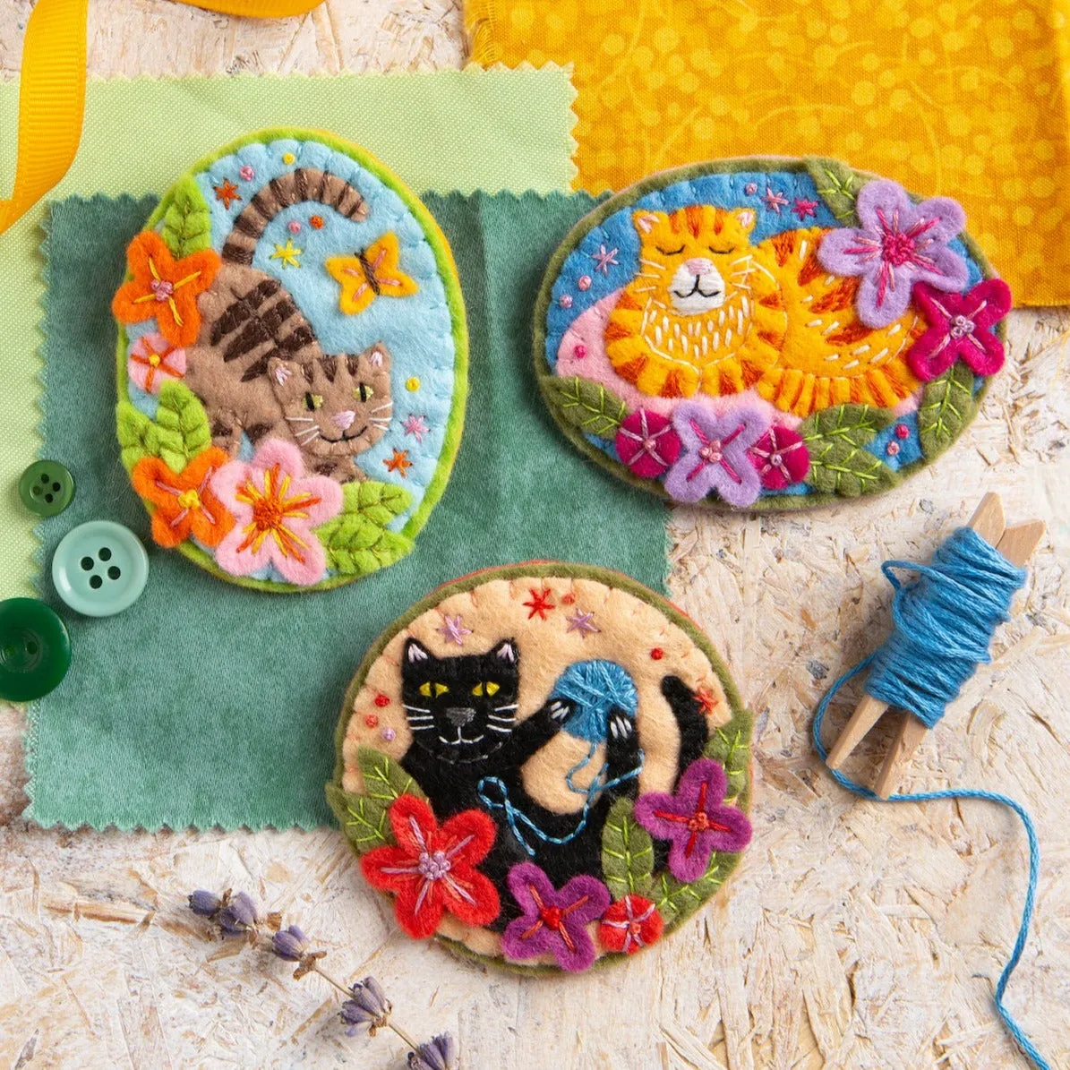 Ginger Cat Felt Craft Brooch Kit