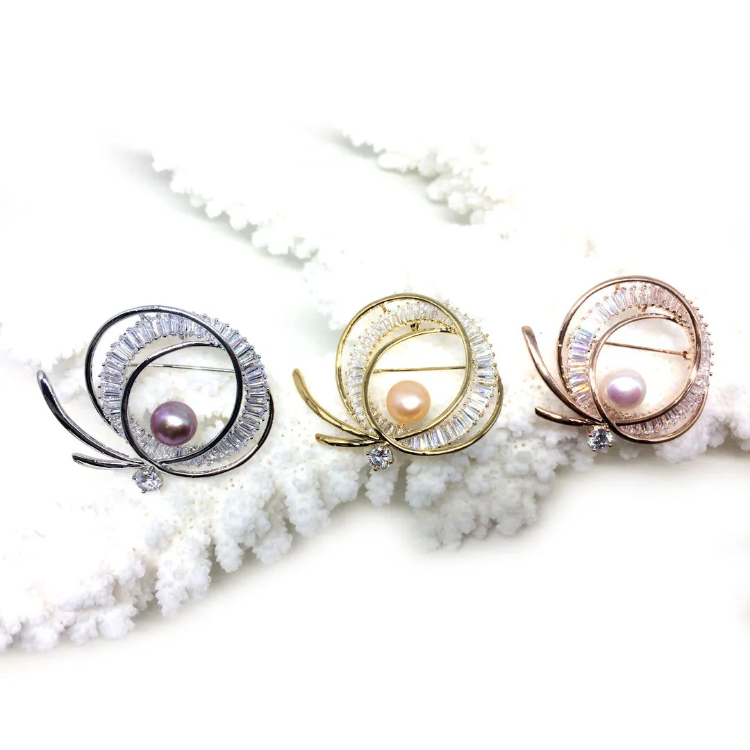 Golden Circles Pearl Brooch