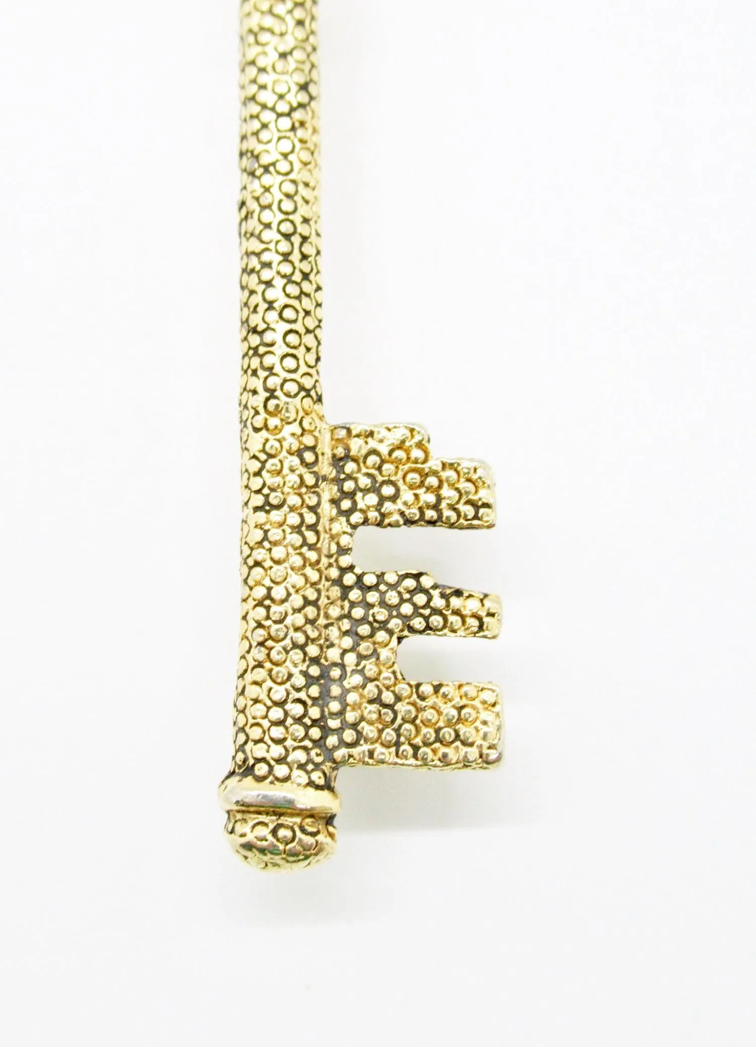 Large Detailed Vintage Fleur De Lis Key Brooch
