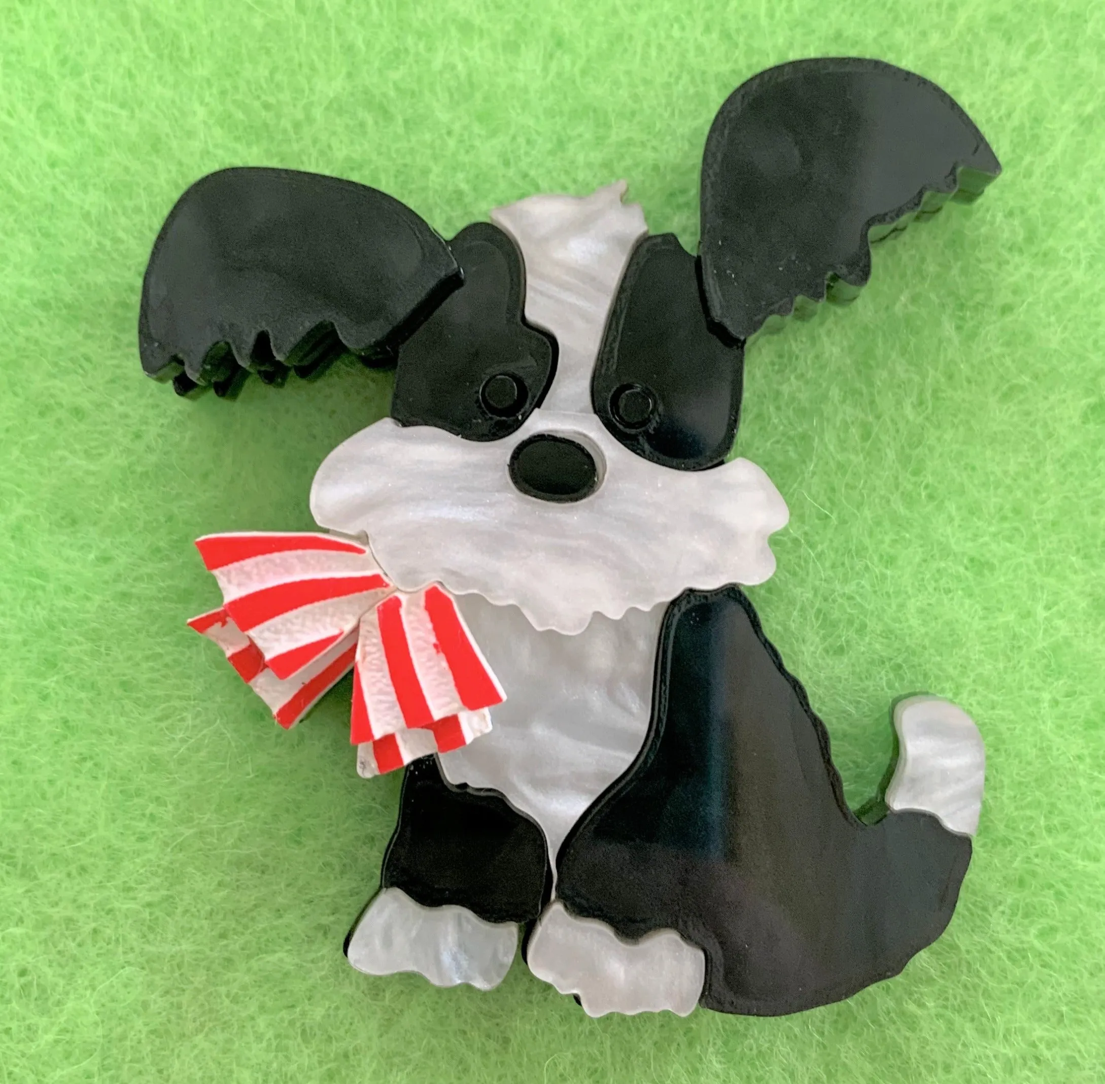 Molly - Brooch