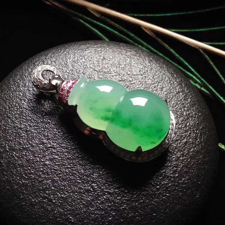 Natural Jade Pendant Jadeite Gold Pendant PT365