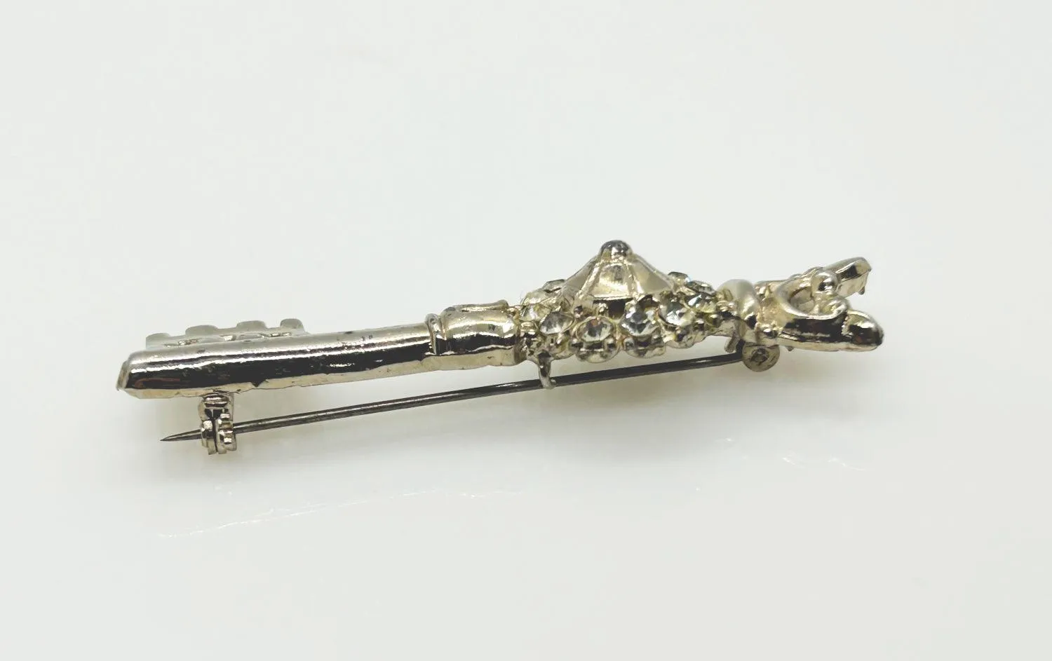 Regal Vintage Rhinestone Crowned Key Brooch