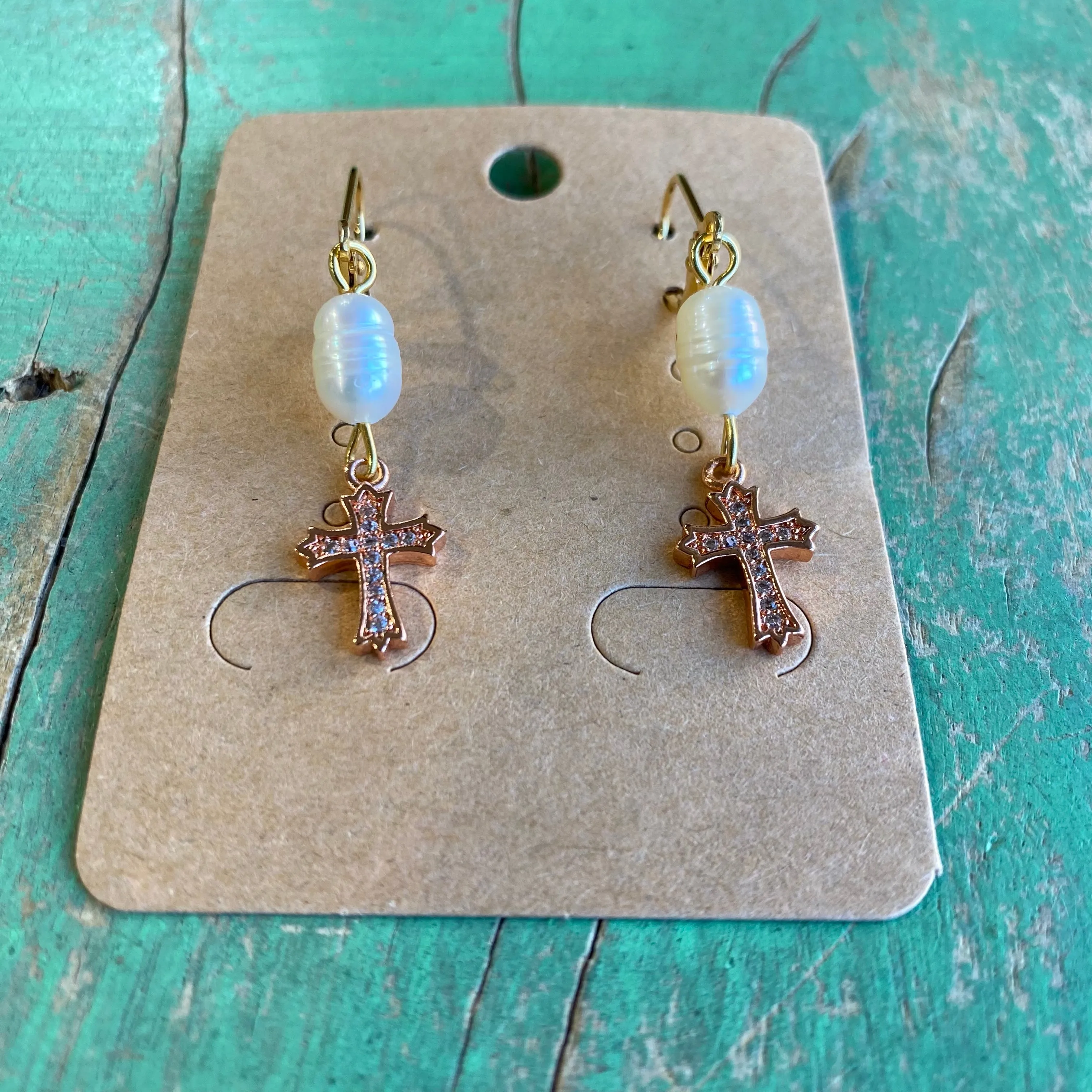Rose Gold Pearl Necklace and Earring Set