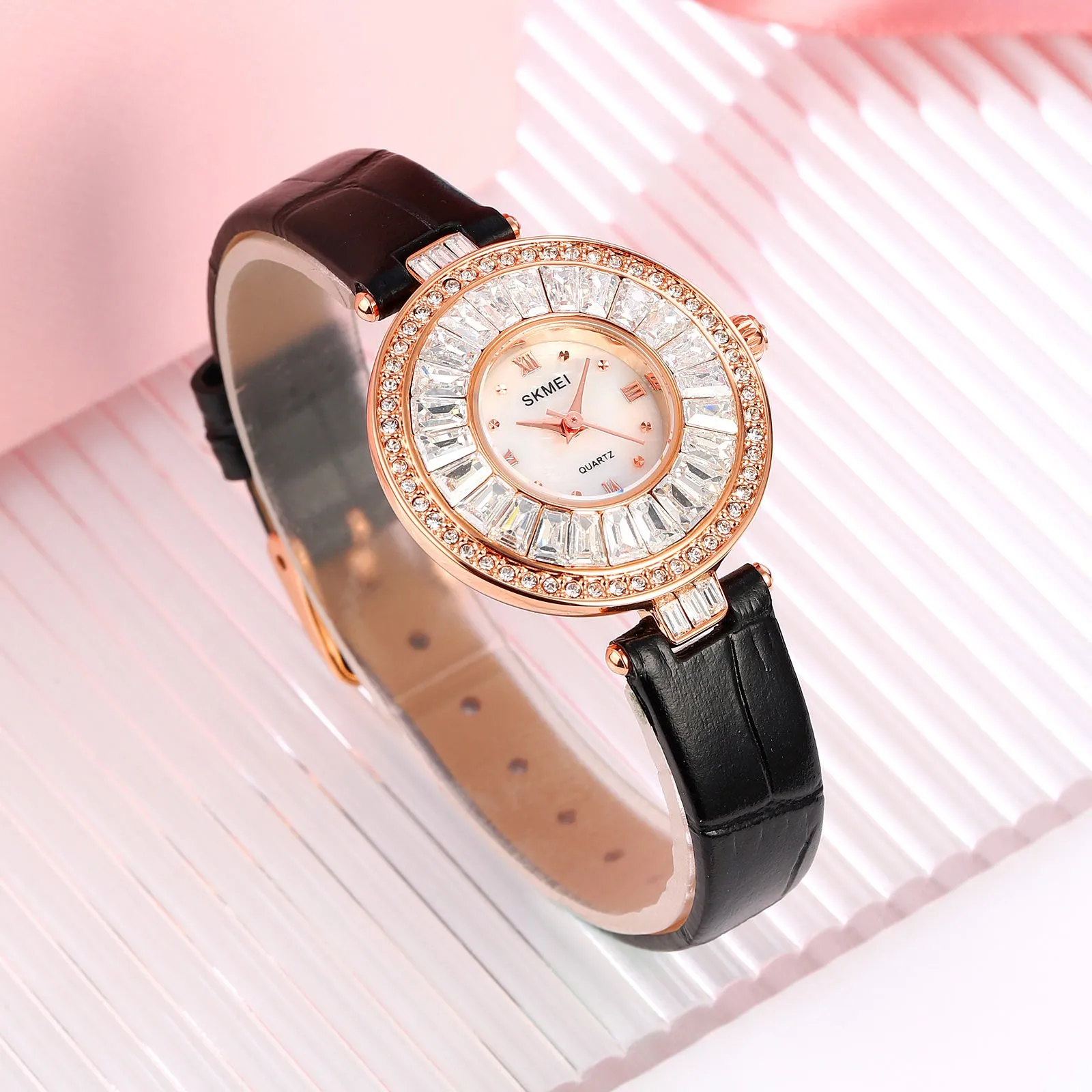 SKMEI 2009 Diamond Wrist Watch for Women w/ Leather Strap