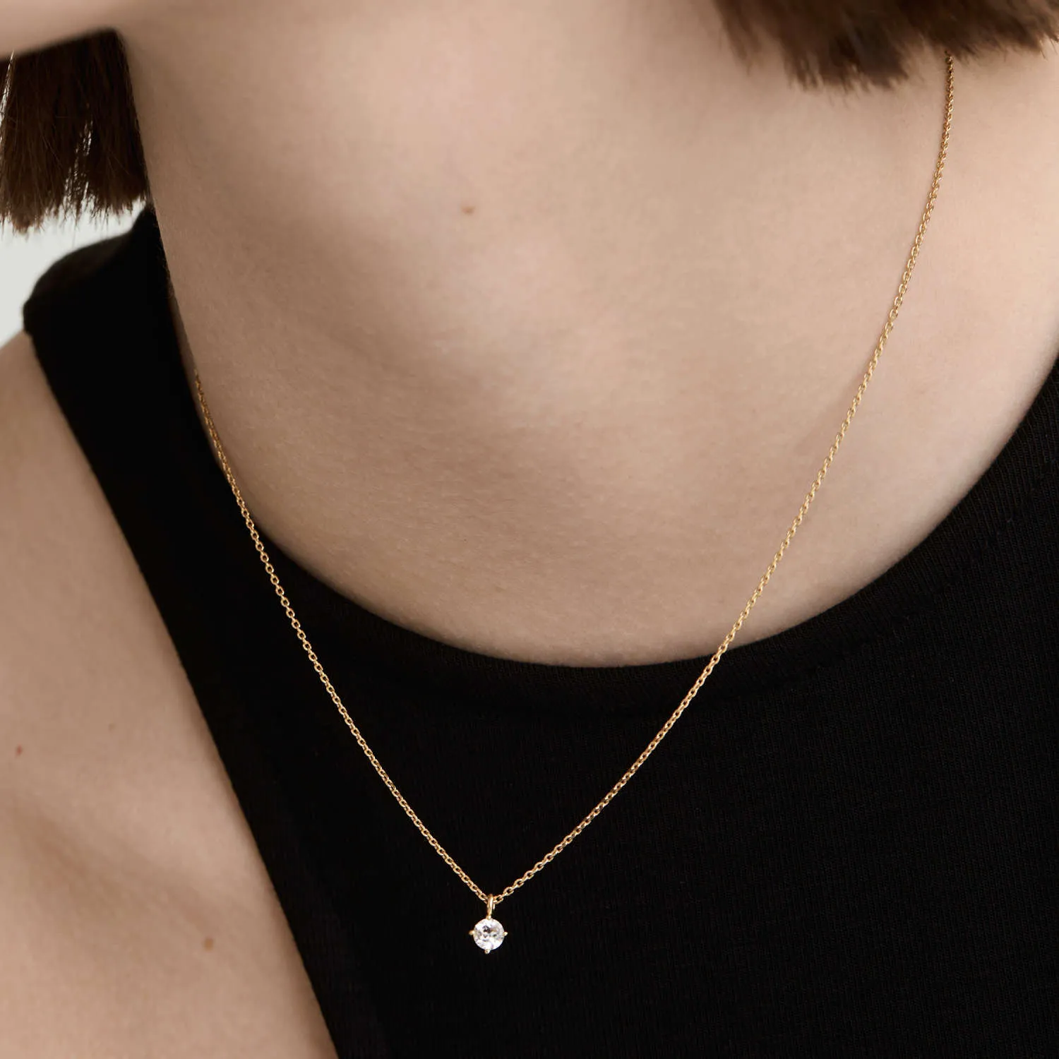 SW. Round Topaz Necklace