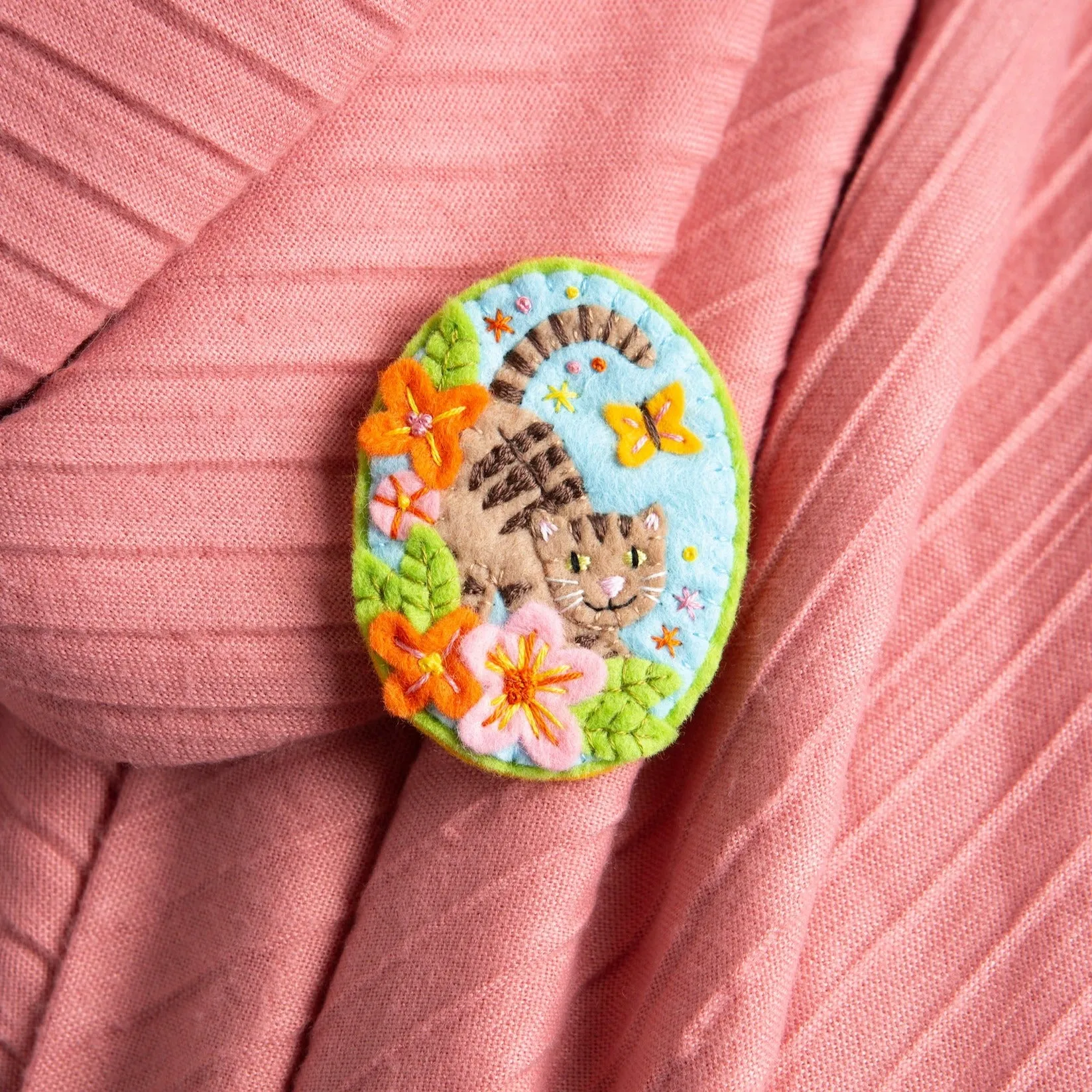 Tabby Cat Felt Craft Brooch Kit