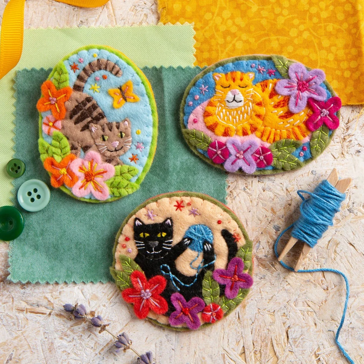 Tabby Cat Felt Craft Brooch Kit
