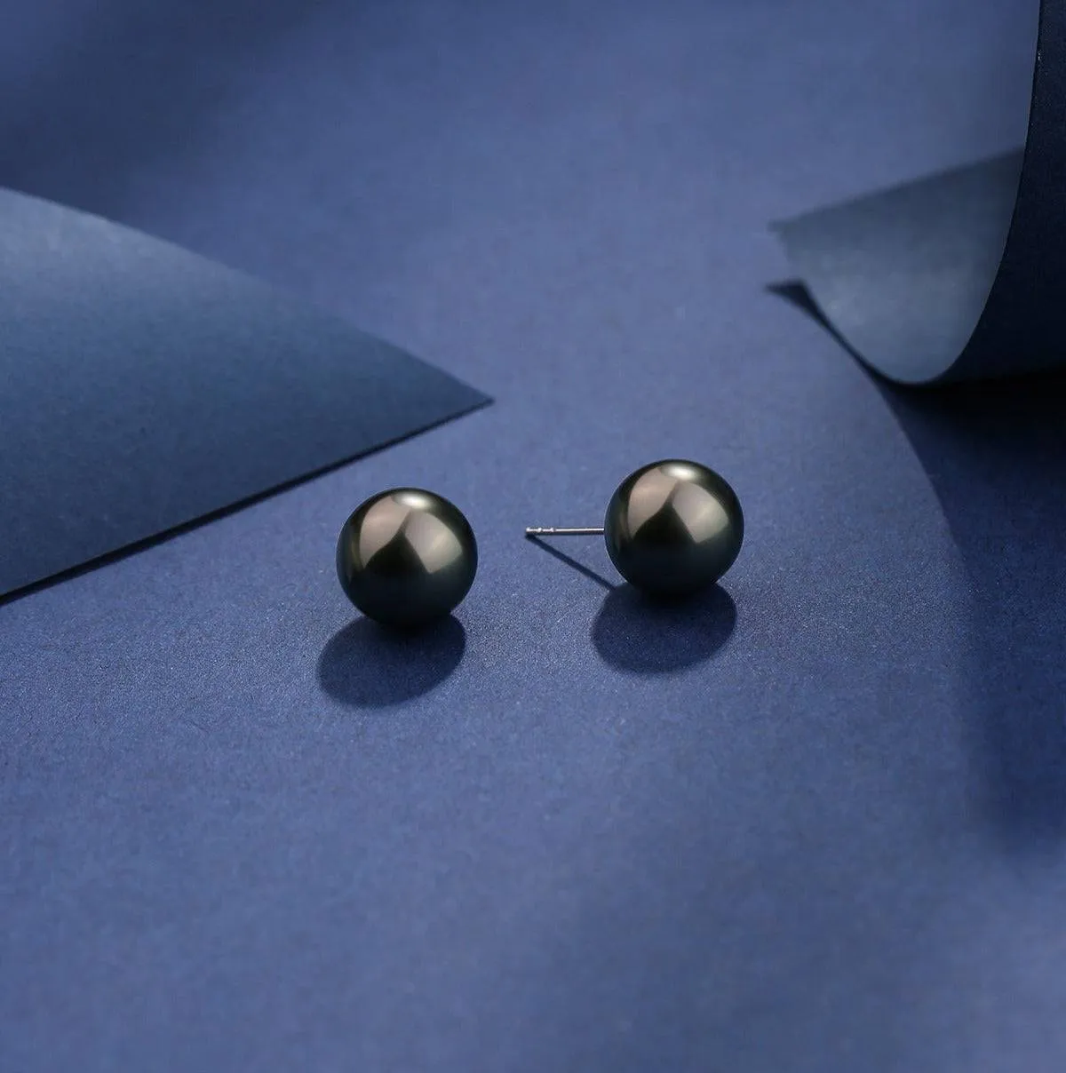 Tahitian South Sea Pearl & Stud Earrings
