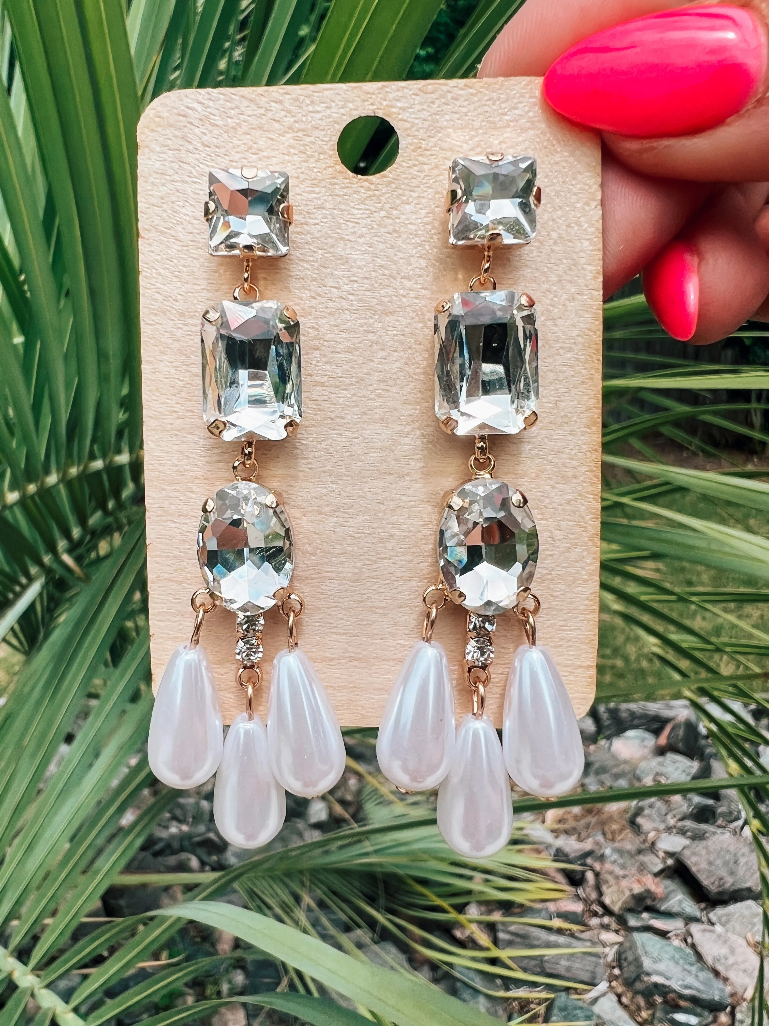 Tres Diamond and Pearls Earrings