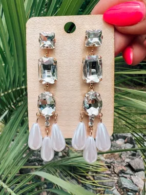 Tres Diamond and Pearls Earrings