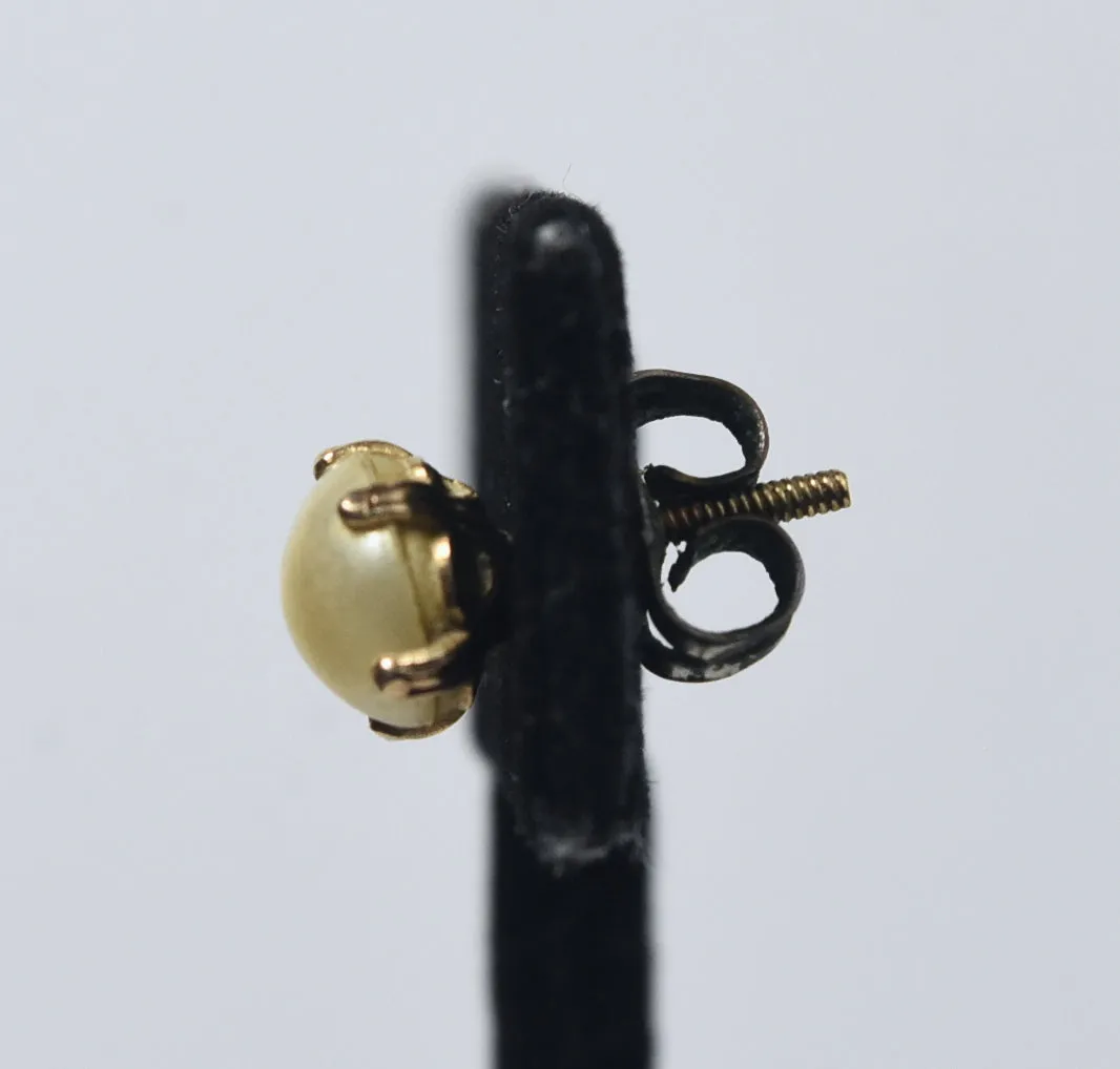 Vintage Faux Pearl Gold Tone Screw Back SINGLE Stud Earring