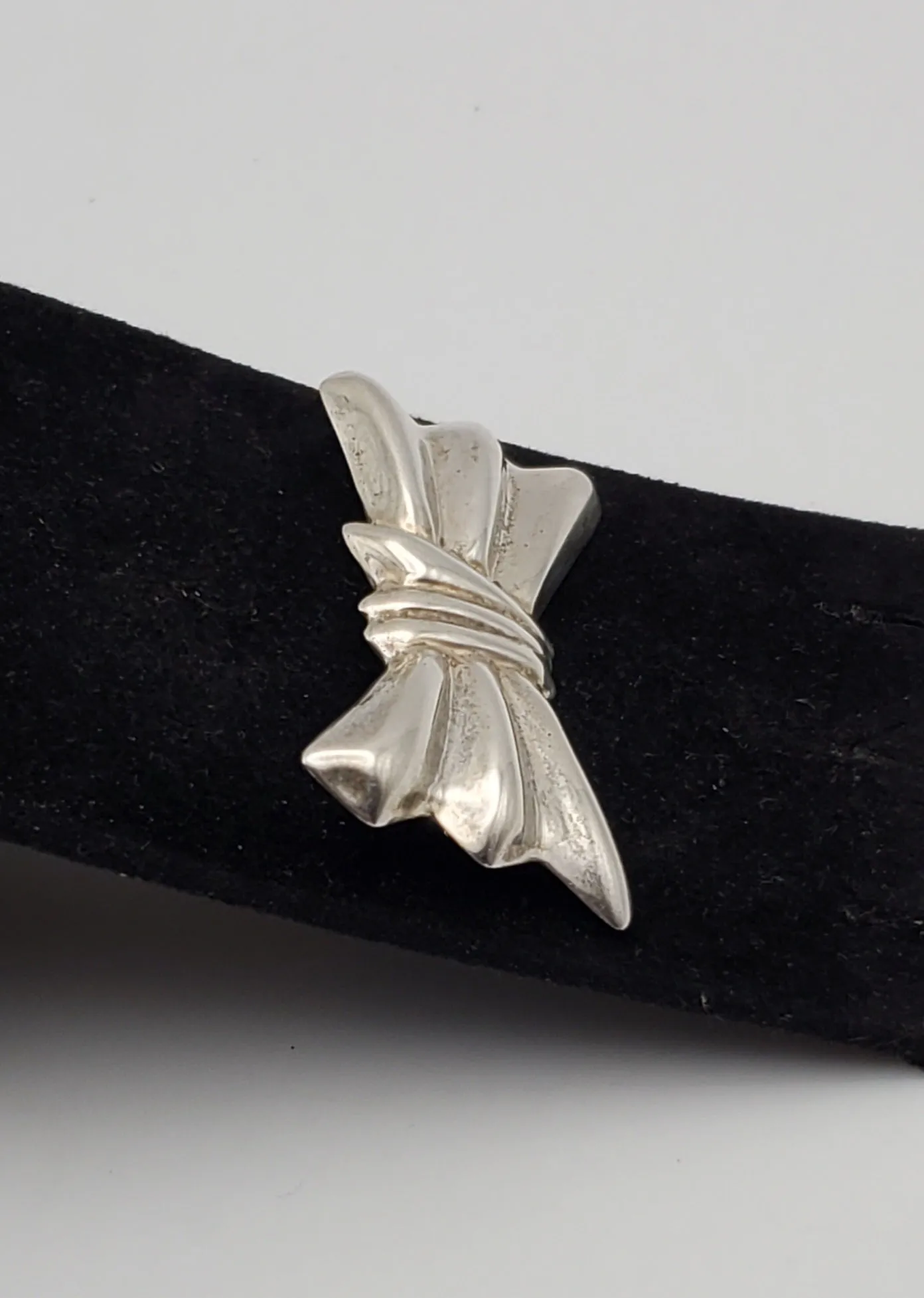 Vintage Handmade Sterling Silver Bow Brooch