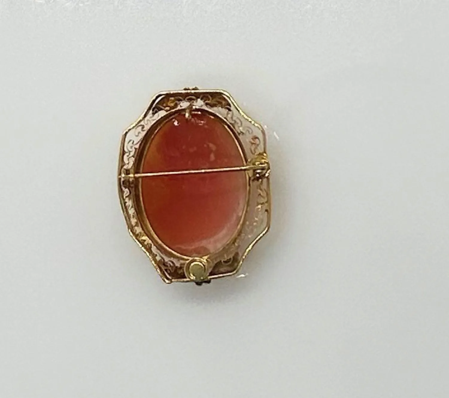 Vintage Shell Cameo Brooch